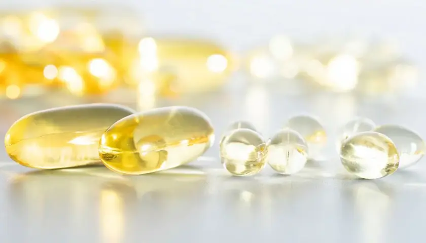 Omega 3 dla kobiet: 5 korzyści i jak suplementować