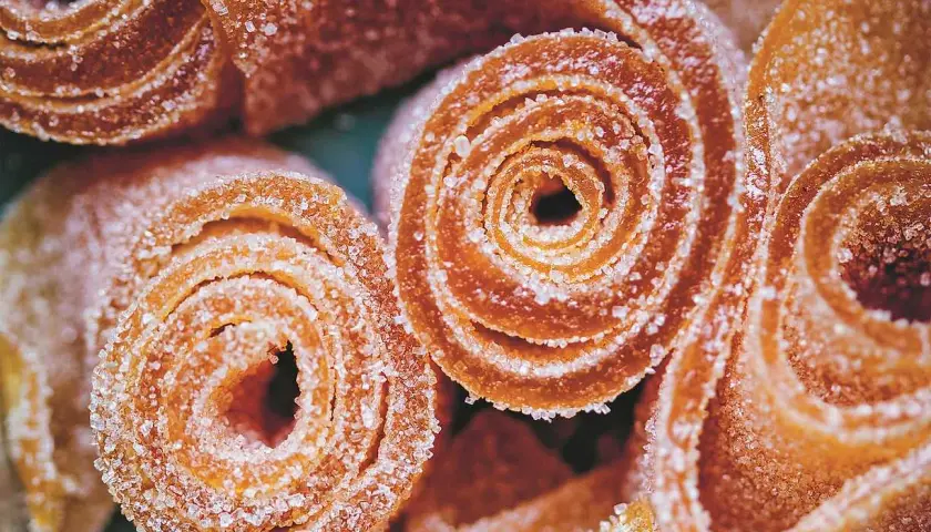 Sockerdränkta havtornsrullar, perfekta för ett enkelt havtorn recept.