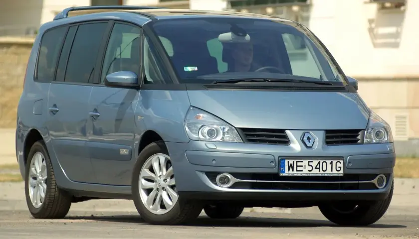 Renault Espace 4 jaki silnik wybrać, aby uniknąć kosztownych awarii?