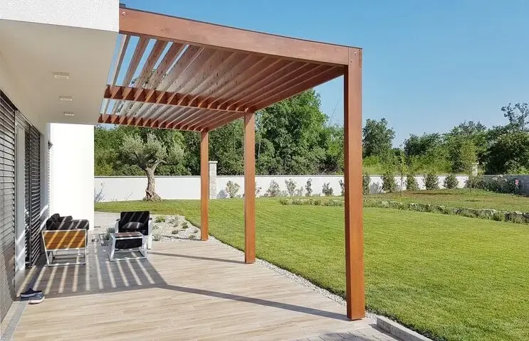 Pergola z listewek: Praktyczny poradnik DIY krok po kroku