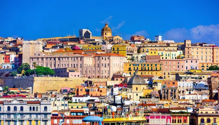 Cagliari atrakcje, które musisz zobaczyć - nie przegap tych miejsc