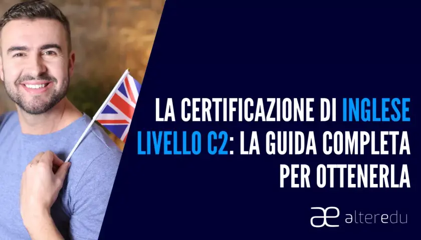 Uomo sorridente con bandiera UK, ideale per chi cerca film per imparare inglese e certificazione C2.