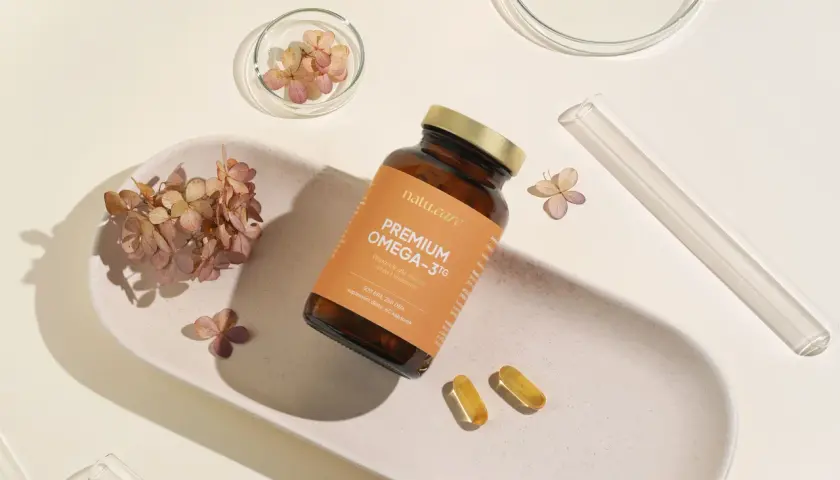 Suplement diety Omega-3 z DHA wspiera mózg, serce i wzrok. W butelce 60 kapsułek.
