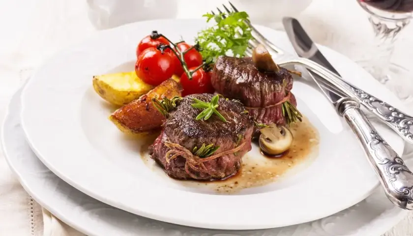Przepis na obiad jak z restauracji, który zachwyci Twoich gości