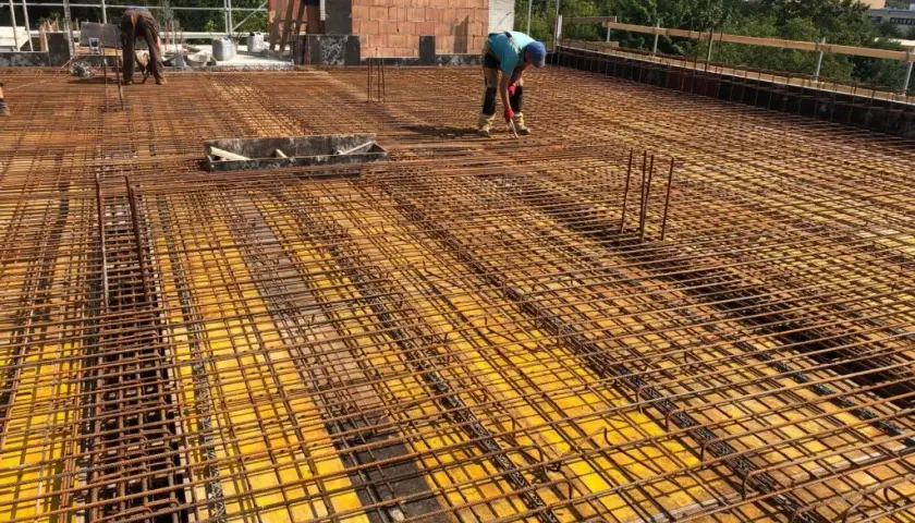 Ile kosztuje fundament pod dom? Poznaj ukryte wydatki i ceny