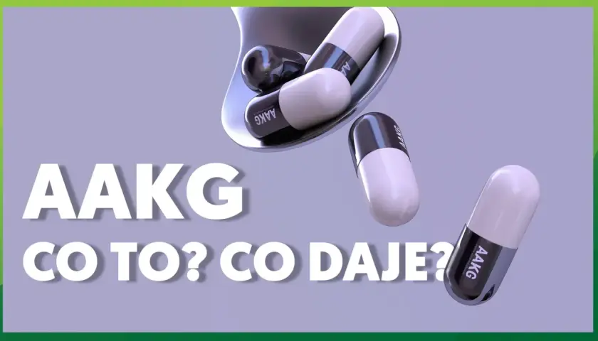 Kapsułki AAKG na łyżce i obok. Dowiedz się, aakg co to jest i jakie daje korzyści.