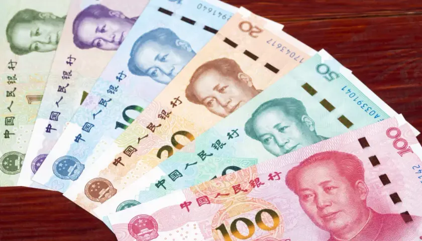 Chińskie banknoty: 1, 5, 10, 20, 50 i 100 juanów. Poznaj walutę w Chinach!