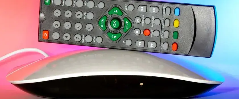 Jak podłączyć dekoder do telewizora - łatwe sposoby i porady
