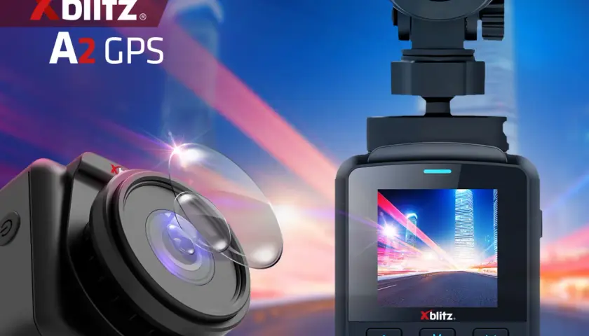 Wideorejestrator Xblitz A2 GPS nagrywa drogę, pokazując jak długo można rejestrować trasę.