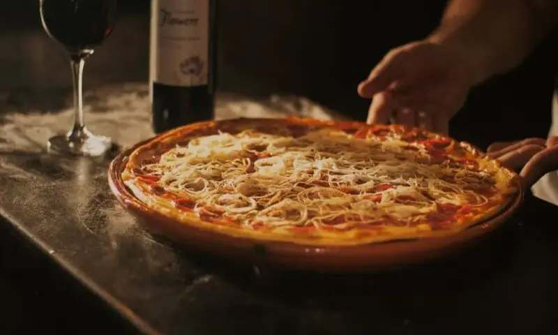 Jak długo piec pizzę Guseppe, aby uzyskać idealny efekt?