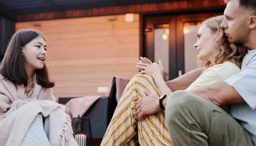 Jak rozmawiać z dzieckiem o seksie w sposób otwarty i bezpieczny