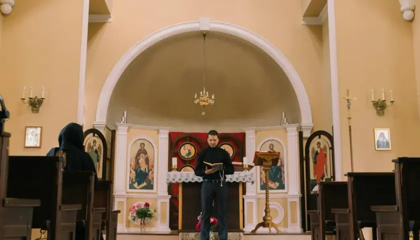 Jak czytać czytanie w kościele i unikać najczęstszych błędów