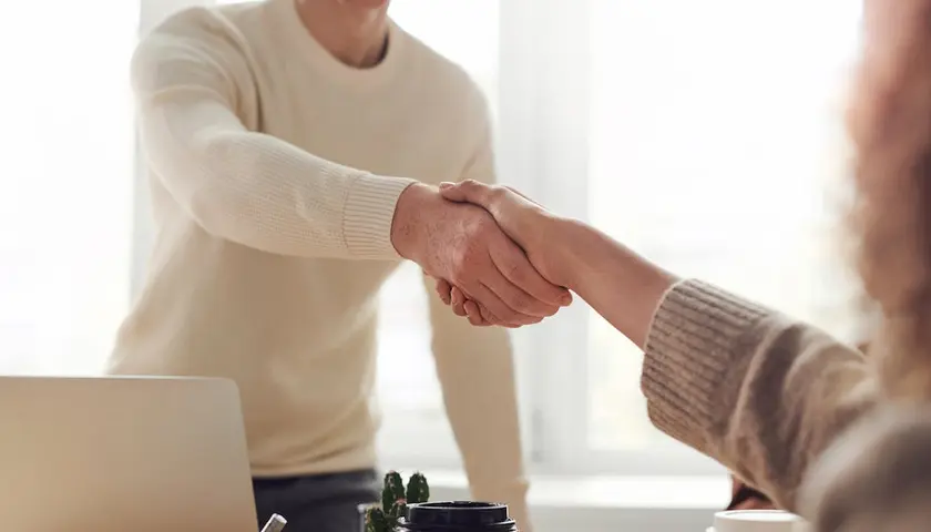 Dziennikarstwo Naukowe: Jak Pisać o Nauce dla Szerokiej Publiczności?