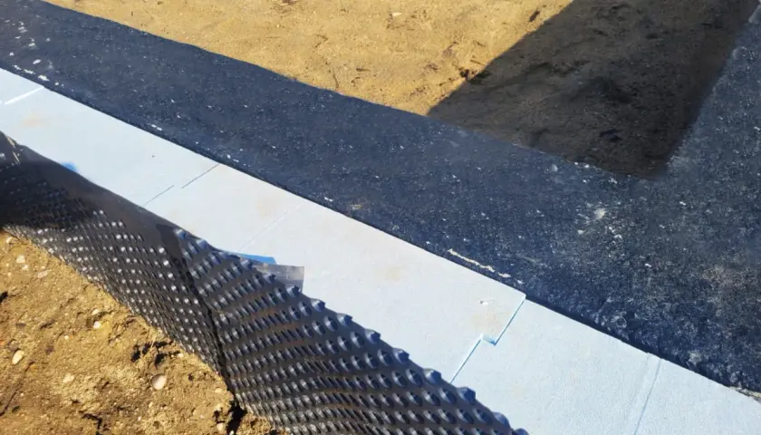Jak ocieplić fundament styropianem – skuteczne metody i materiały
