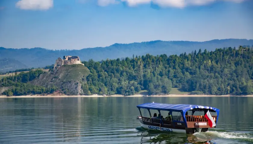 Czorsztyn – perła Podhala z widokiem na Tatry