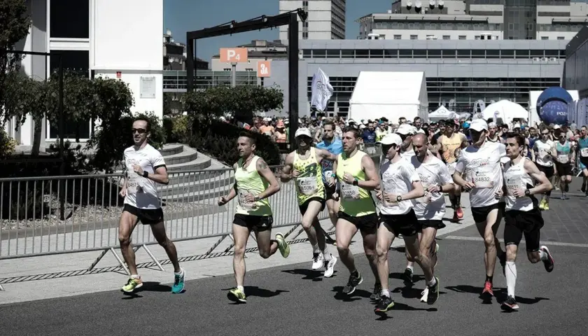 Maraton skąd nazwa? Odkryj fascynującą historię tego terminu