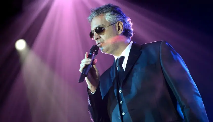 Czy Andrea Bocelli jest niewidomy od urodzenia? Prawda o jego wzroku