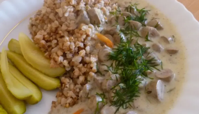 Jak przyrządzić serca drobiowe: 3 smaczne przepisy krok po kroku