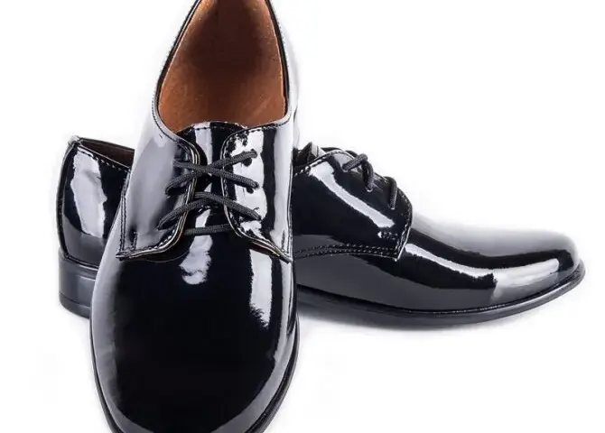 Eleganckie buty chłopięce 23 - idealne wybór na specjalne okazje