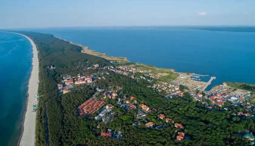 Co zwiedzić w Krynicy Morskiej? Najlepsze atrakcje i miejsca do odwiedzenia