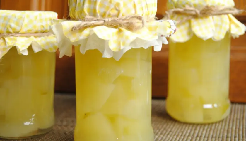 Cukinia na słodko jak ananas – prosty przepis na zaskakujący deser
