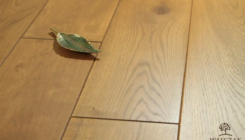 Deska podłogowa dębowa lita - trwałość i elegancja na lata