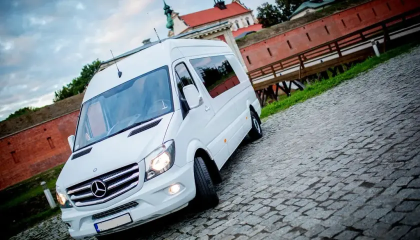 Ile kosztuje bus do Anglii? Sprawdź ceny i uniknij wysokich opłat