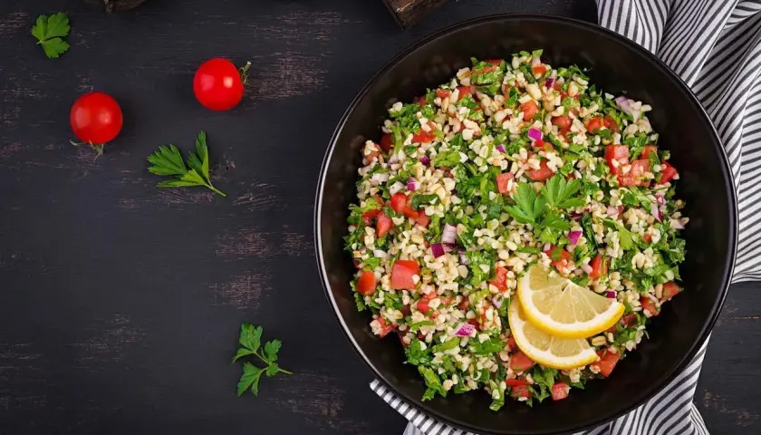 Ile gotować kaszę bulgur w torebce, aby była idealnie miękka?