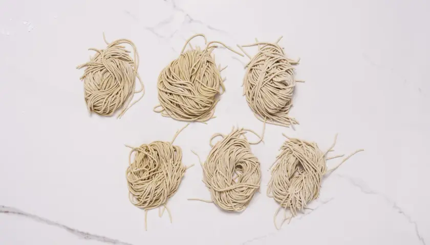 Jak zrobić makaron ramen w prosty sposób – uniknij typowych błędów