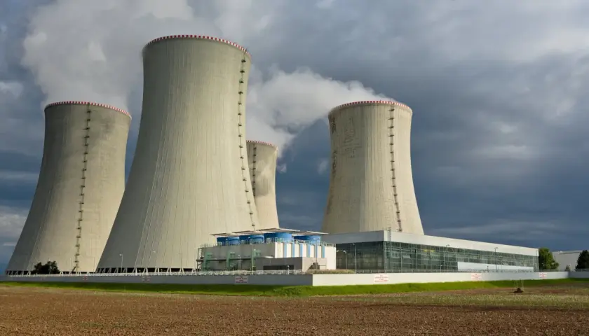 Czy elektrownia atomowa jest ekologiczna? Fakty i mity o energii jądrowej