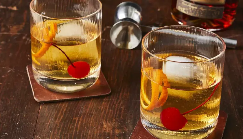 Składniki do drinka old fashioned – poznaj tajemnice klasycznego koktajlu