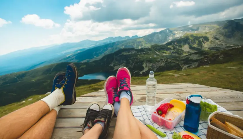 Jakie przekąski wziąć w góry, aby uniknąć zmęczenia i głodu?