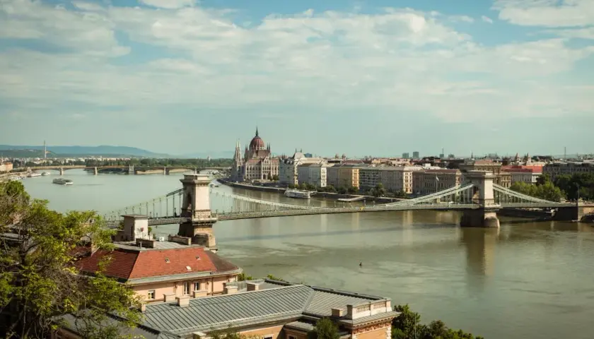 Budapeszt z perspektywy polskiego turysty: Najlepsze noclegi i miejsca do zatrzymania się