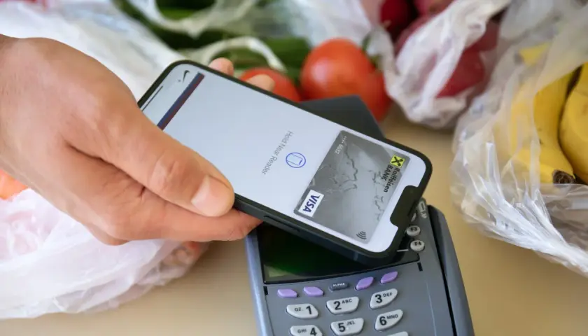 Jak płacić telefonem bez NFC? Sprawdzone metody i ich bezpieczeństwo
