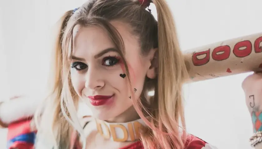 Jak zrobić strój Harley Quinn w prosty sposób – krok po kroku