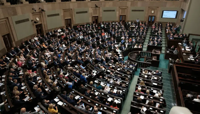 Kto może kandydować do senatu? Sprawdź wymagania i kryteria