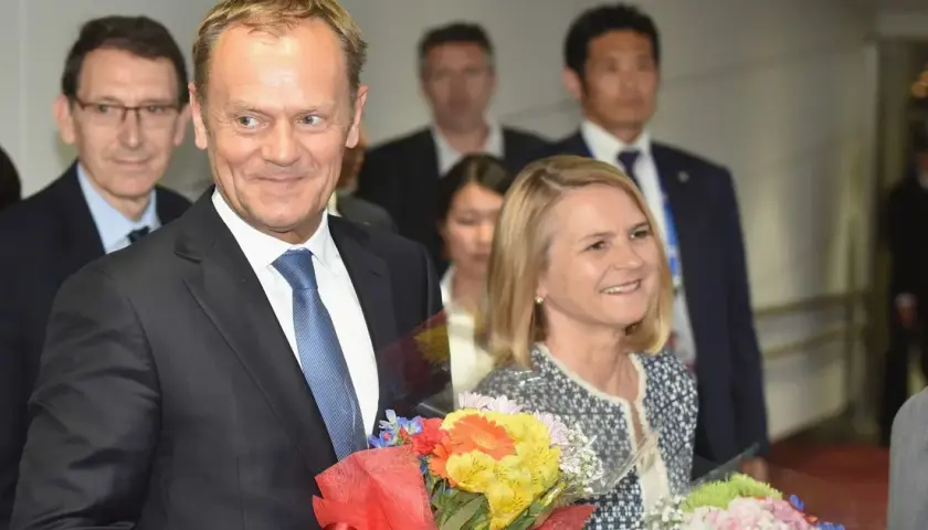Czy Tusk ma żonę? Odkryj szczegóły o jego małżeństwie z Małgorzatą