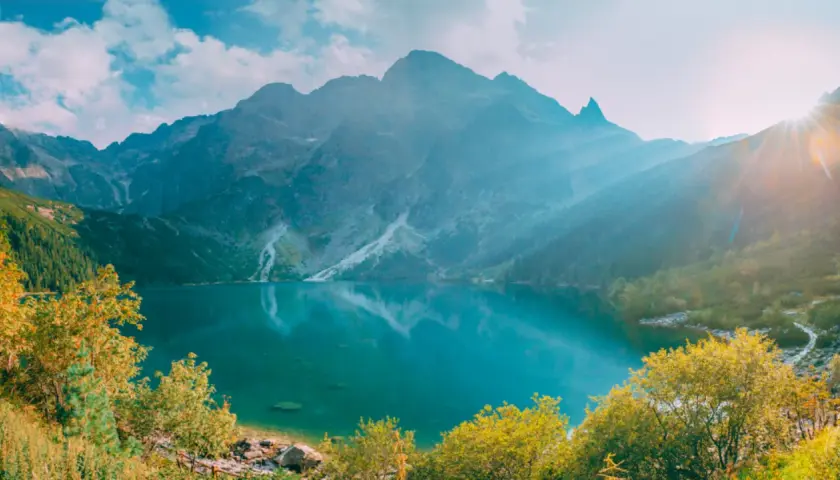 Morskie Oko szlak ile km? Poznaj długość trasy i trudności szlaku
