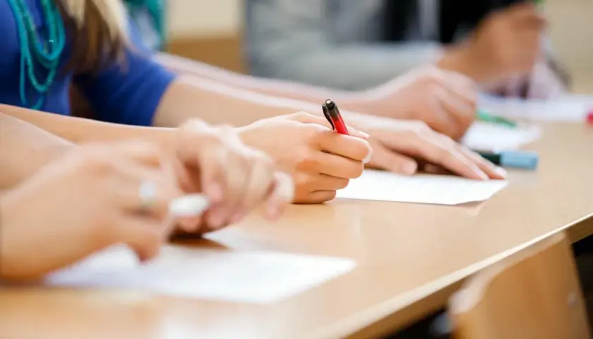 Czy trzeba zdać rozszerzenie na maturze? Sprawdź, co musisz wiedzieć