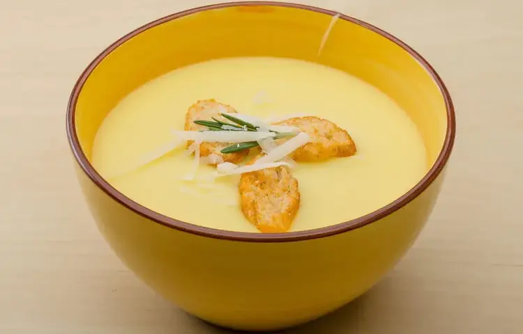 Recette de soupe au chou-fleur : savoureuse et facile à préparer
