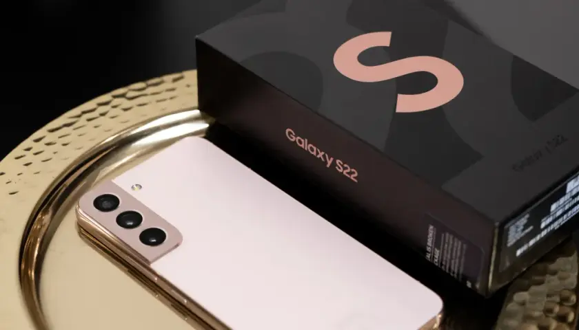 Samsunga Galaxy S22 recenzja: czy warto go kupić? Wady i zalety