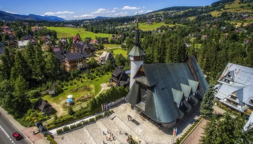 Sanktuarium w Zakopanem: Historia, architektura i kulturowe znaczenie