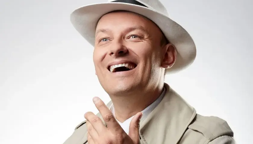 Adam Sobierajski tenor - biografia, osiągnięcia i niezwykłe występy
