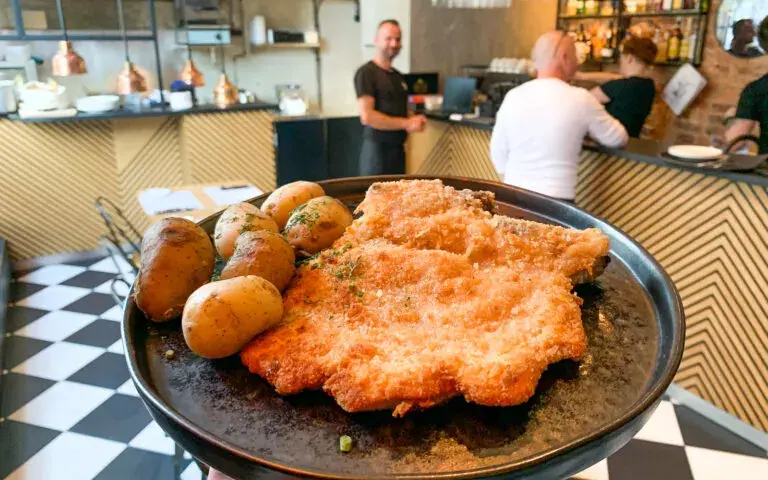 Obiad w polskiej restauracji – powrót do korzeni smaku