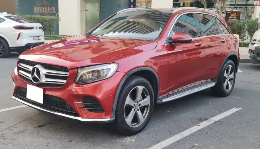 Mercedes GLC 300 4Matic - pełne specyfikacje i porównania SUV-ów