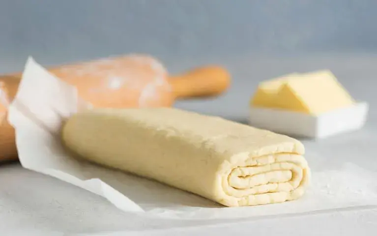 Najlepszy przepis na domowe ciasto francuskie bezglutenowe krok po kroku
