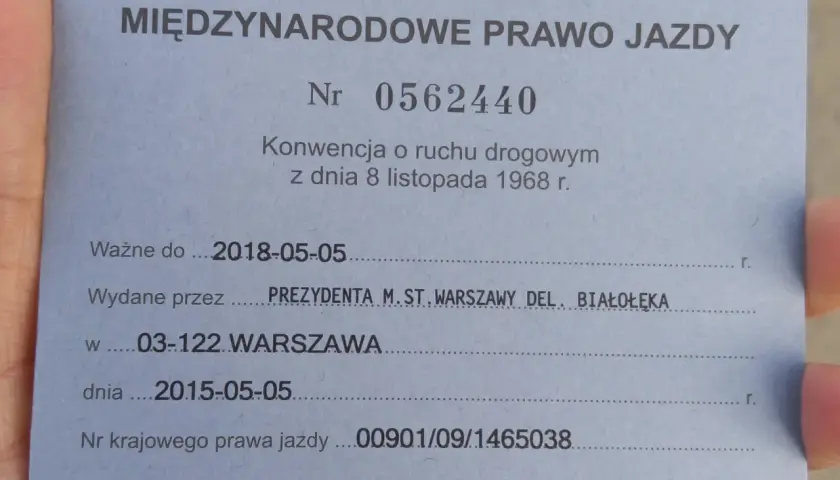 Jak wygląda międzynarodowe prawo jazdy? Odkryj jego tajemnice i znaczenie