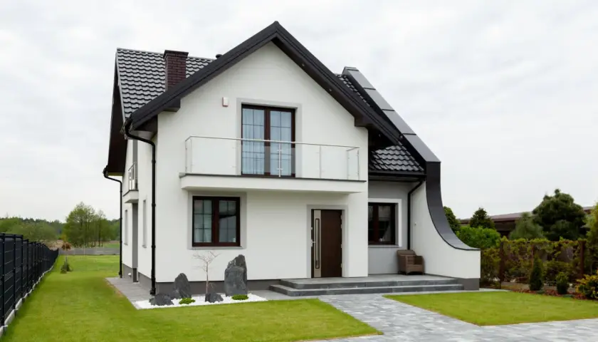 Fasada budynku co to? Odkryj jej znaczenie i funkcje w architekturze