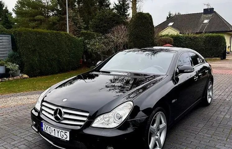 Mercedes CLS 63 AMG – moc, osiągi i wyjątkowe cechy modelu