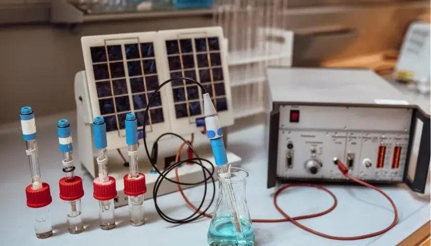Co to jest sem w chemii i dlaczego jest tak ważna?